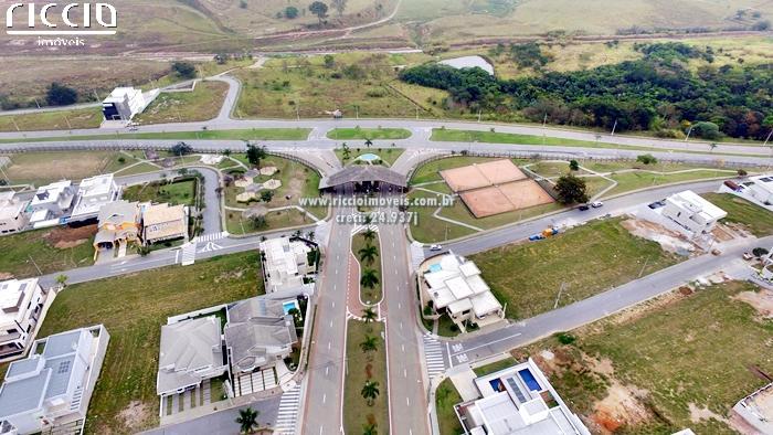 Condominio Residencial Jaguary — ambiente interno
