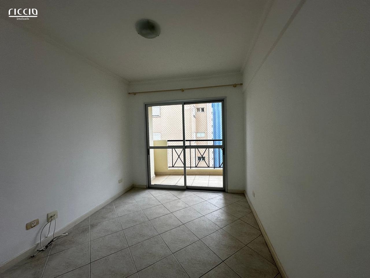 Apartamento à Venda no Edifício Le Parc - São Dimas | 70 m², 2 Dormitórios e Sacada